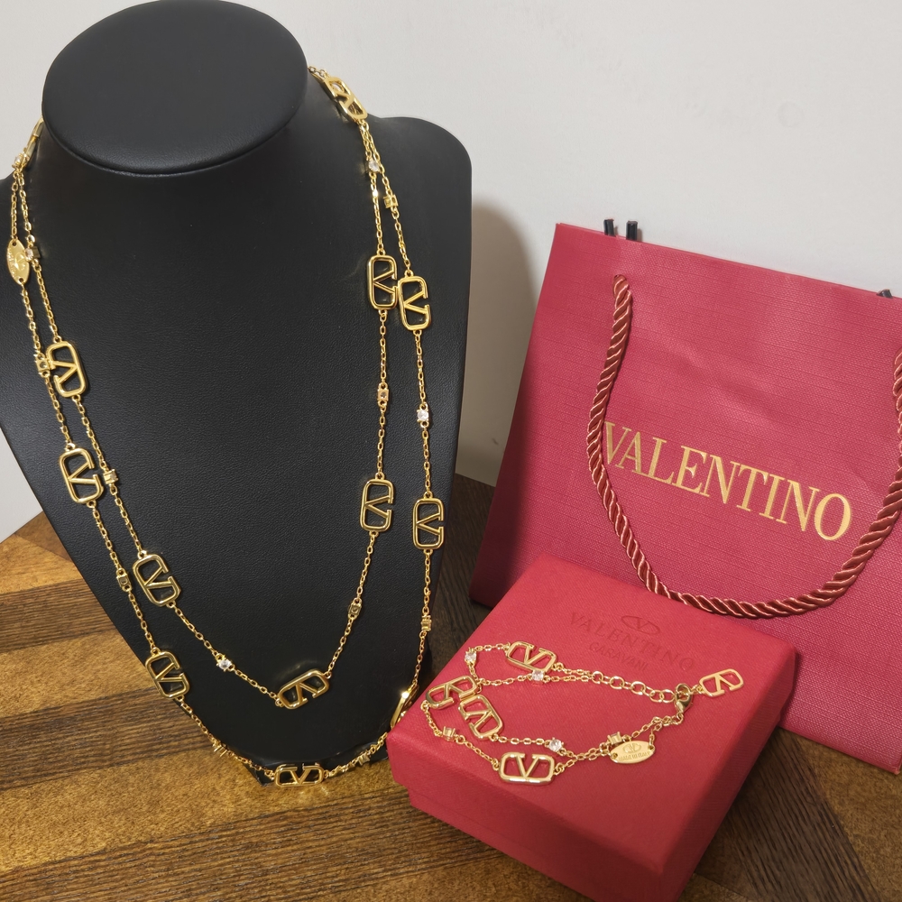 Valentino Gold Necklace and Bracelet Set
